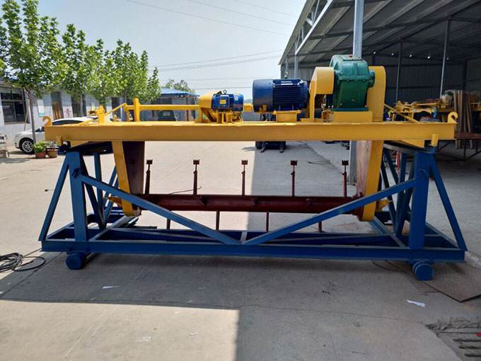 有機肥槽式翻堆機具有哪些特點？
